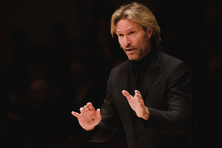 Eric Whitacre: Soustředění na koncertě