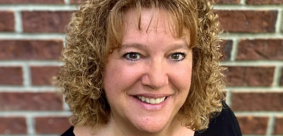 DCINY Guest Conductor Robyn Lana